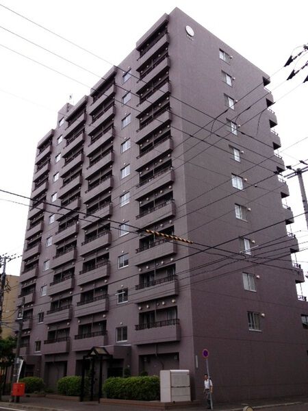 ハウスオブリザ菊水参番館