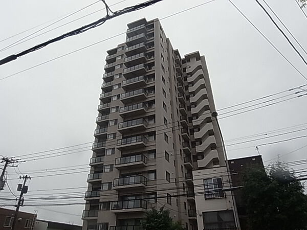 ブランズ東札幌図書館前