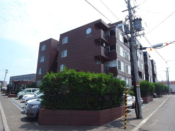 メゾンドルチェ北8条 3枚目 メゾンドルチェ北8条