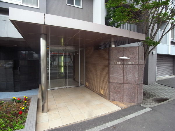 エクセルシオールフレスタ元町