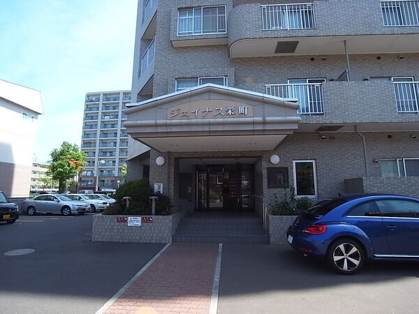 ジェイナス栄町