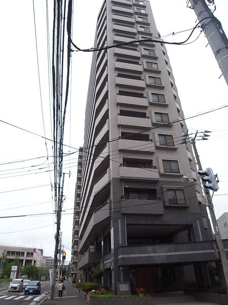 【クリーンリバーフィネス桑園南】外観
