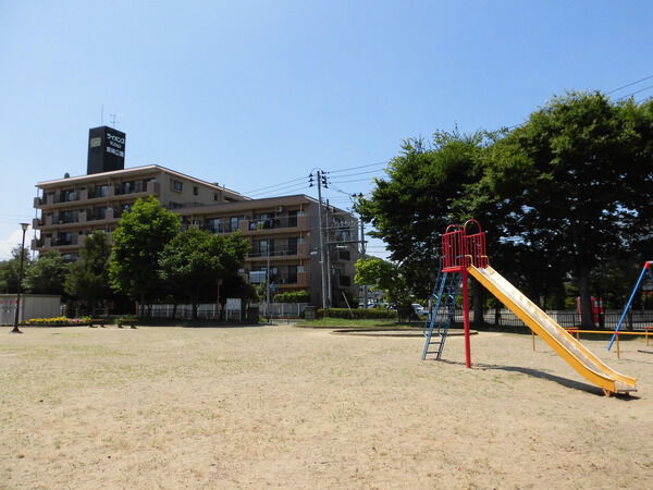 ライオンズマンション泉崎公園 3枚目 ライオンズマンション泉崎公園