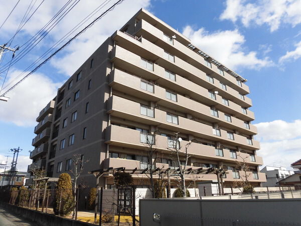 【野村ステイツ長町ガーデンスクエア】外観写真