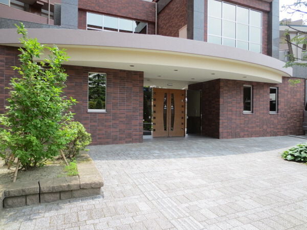 【グランマークスクエア仙台長町】エントランスアプローチ 【グランマークスクエア仙台長町】エントランスアプローチ