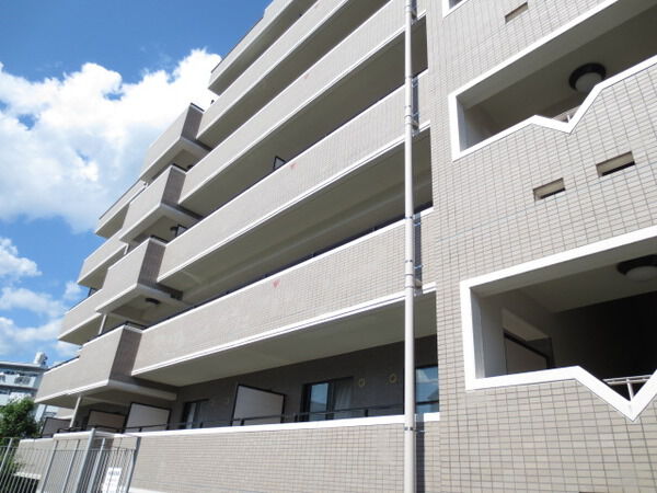 【東急ドエルアルス子平町南】外観