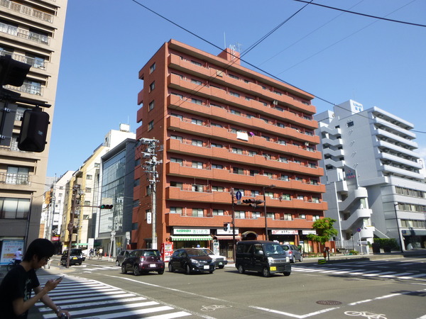 【ライオンズマンション国分町】外観