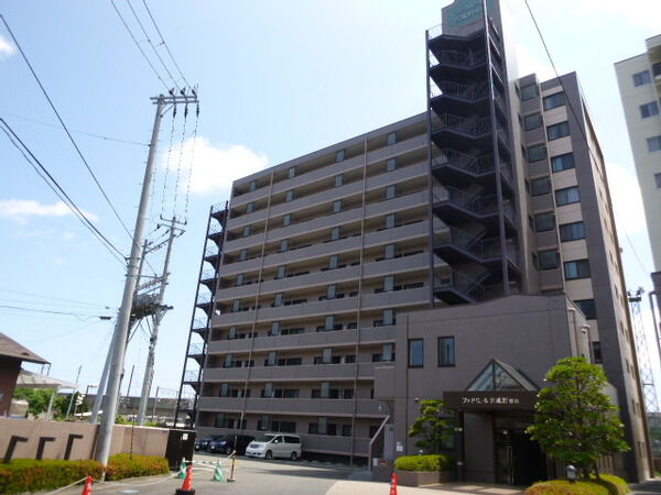 【ファミリエール宮城野東館】外観
