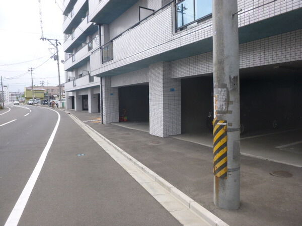 【ディオ五輪】駐車場