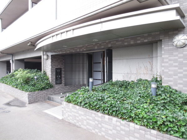 【フォレストコート原町】エントランス 【フォレストコート原町】エントランス