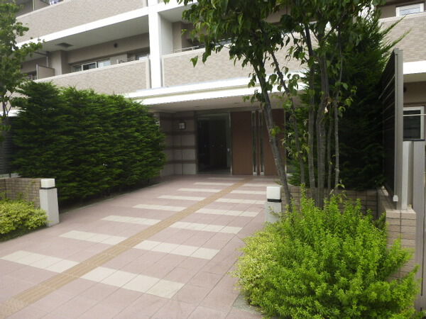 【プラウド東仙台】エントランス