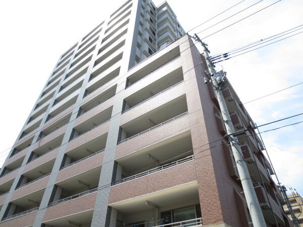 【クレアシティ小鶴新田】外観