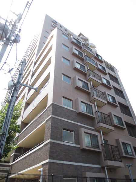 【ナイスグランソレイユ小鶴新田】外観