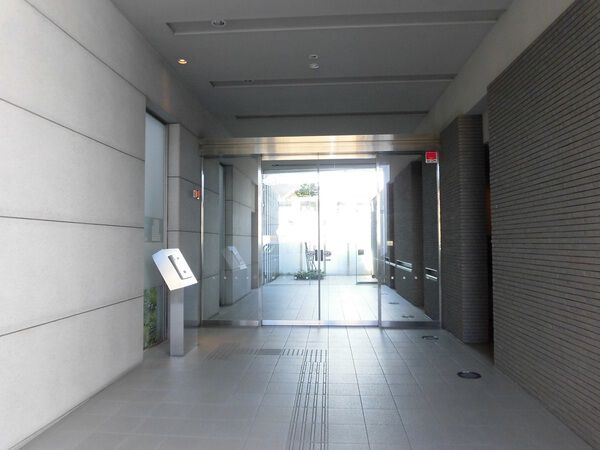 【プラウド河原町ディアージュ】エントランス 【プラウド河原町ディアージュ】エントランス