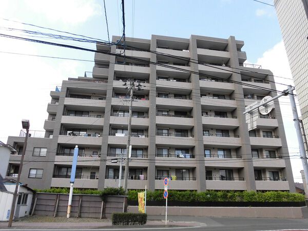 【ファミール広瀬川公園】外観