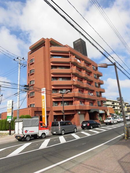 【ライオンズマンション若林】外観