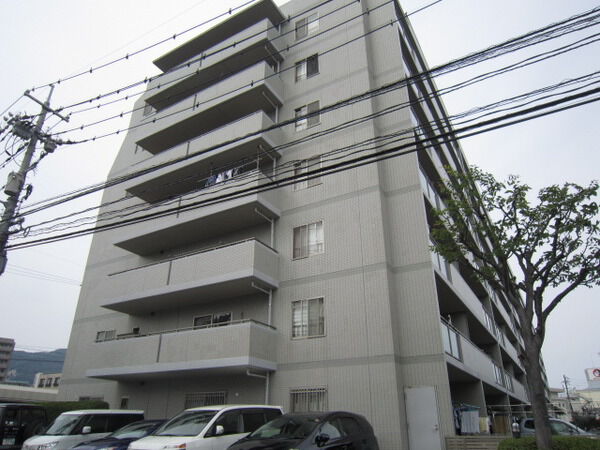 【ロイヤルクリスタル井口】外観