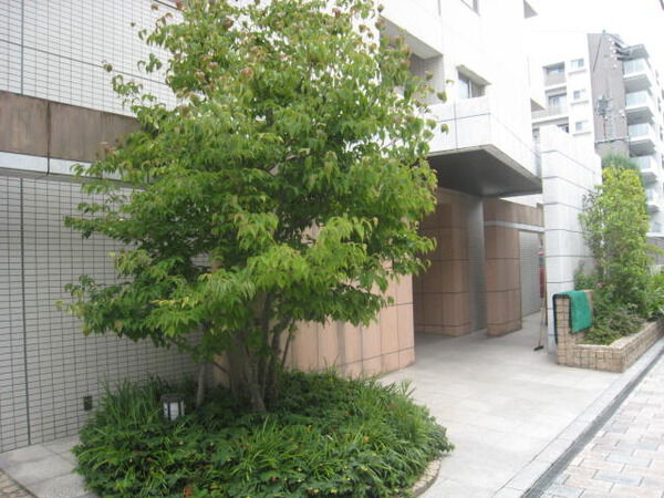 ファミール庚午中