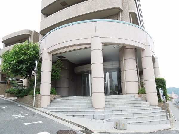 ローレルコートアネスト古江上