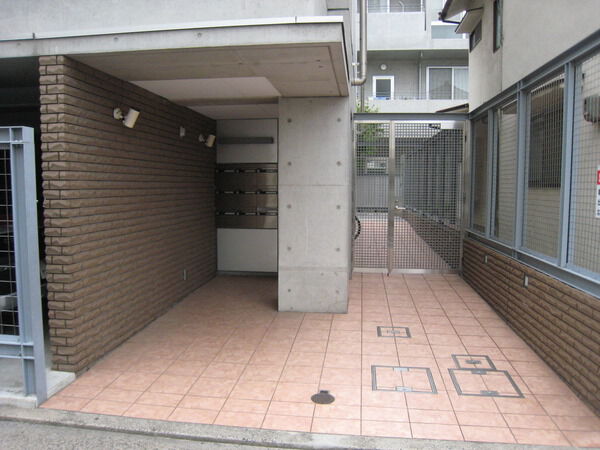 イーストーリー古江西町マンション 2枚目 イーストーリー古江西町マンション