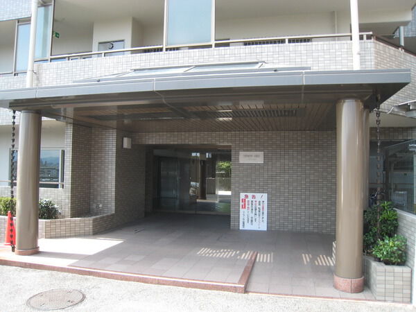 シャルマン古江