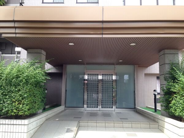 【サンピア五日市】エントランス２