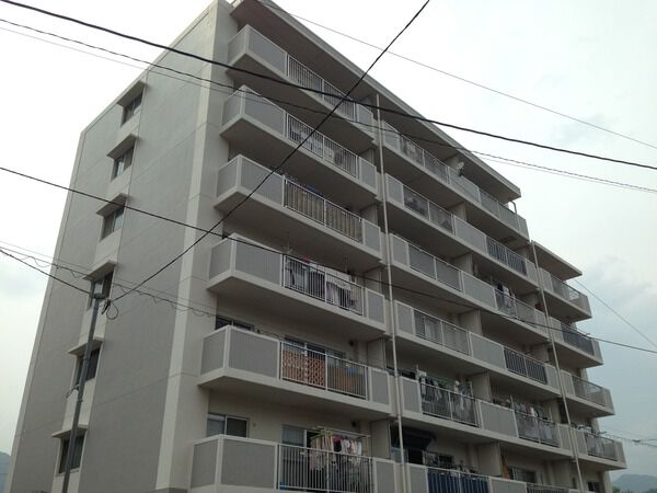 【ぺルル五日市】外観２
