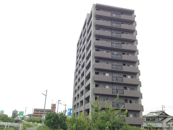 【グランシエロ五日市リバービュー】外観２