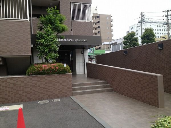 アルファライフ岡大医学部前