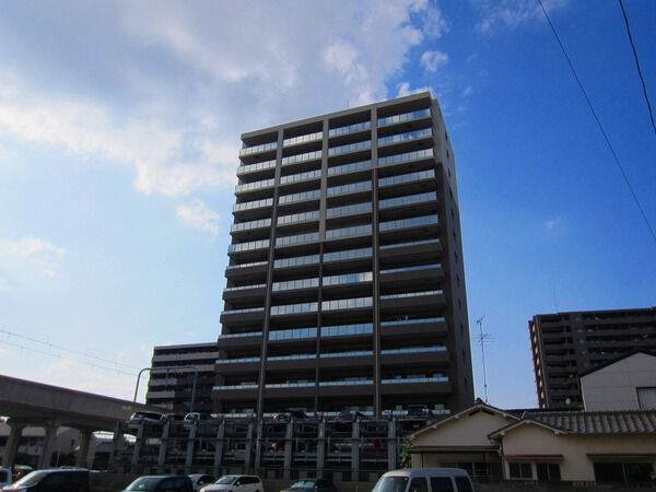 ポレスター大元駅前