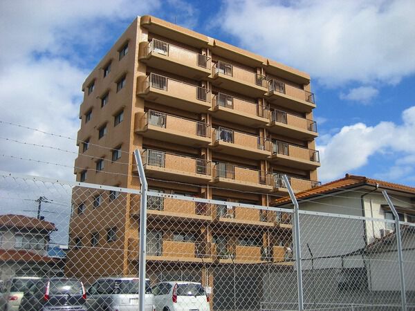 ライオンズマンション西古松 3枚目 ライオンズマンション西古松