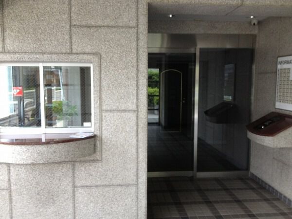 【エンゼルハイム緑井】エントランス