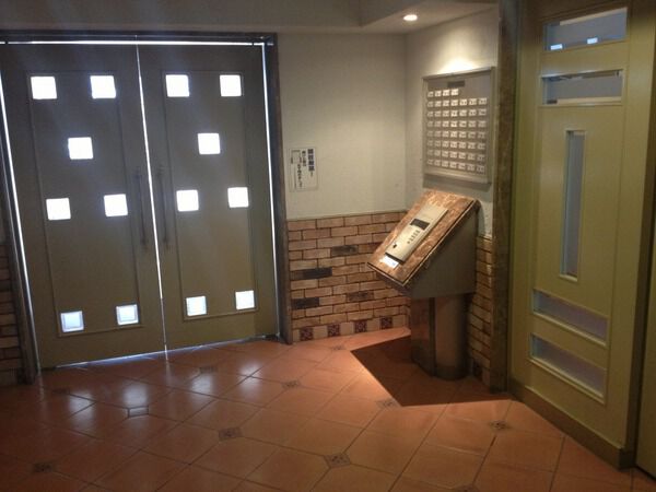 【フローレンス八木アネックス】エントランス