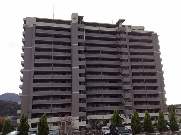 【ディアメゾン八木ミナスヒルズ】外観