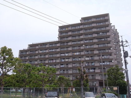ファミール祇園長束