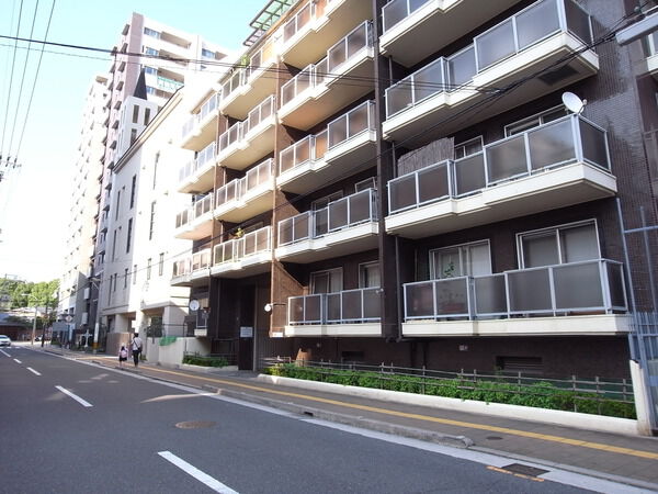 メゾン上幟町