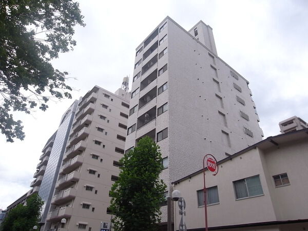 サンピア平和公園