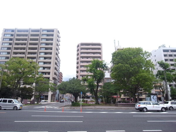 メープル平和大通り