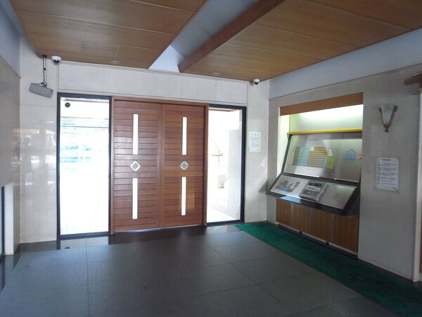 【ヒューマンズプラザ青崎】エントランス 【ヒューマンズプラザ青崎】エントランス