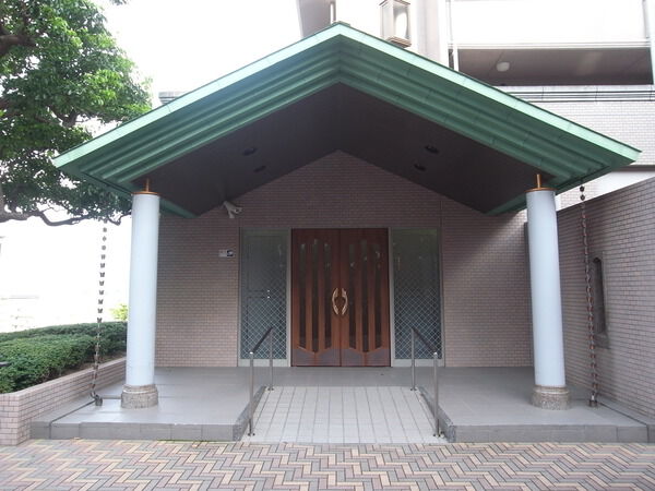 【コスモ三滝本町】エントランス 【コスモ三滝本町】エントランス