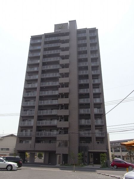 【ロイヤルガーデン老松町】外観
