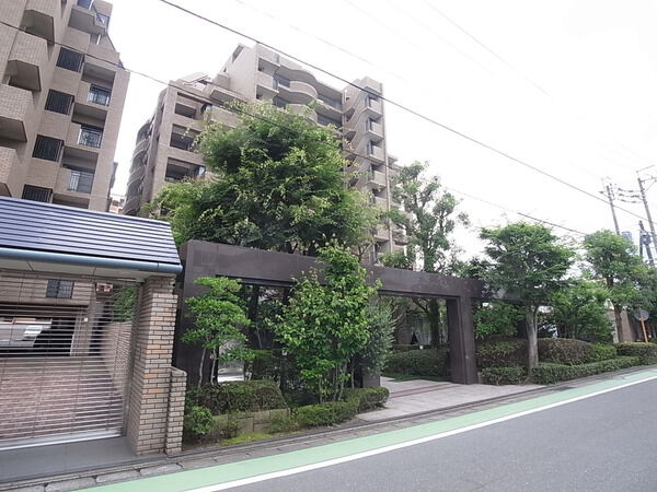 ルッシュ西公園