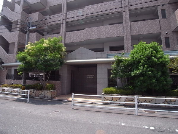 サングレート室見