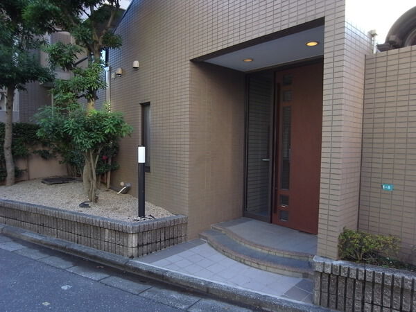 【フェアロージュ葛西】エントランス
