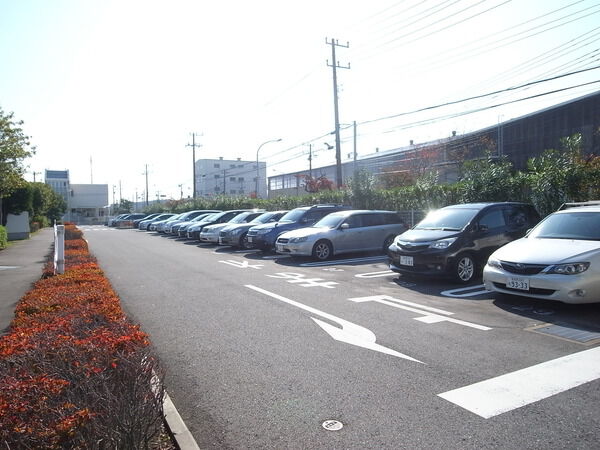 【今川団地】駐車場