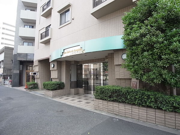 【クリオ川崎伍番館】エントランス