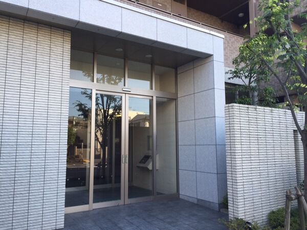 【サーパス川崎大島】エントランス