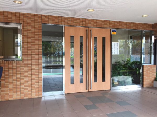 【ダイアパレス川崎パークサイド】エントランス