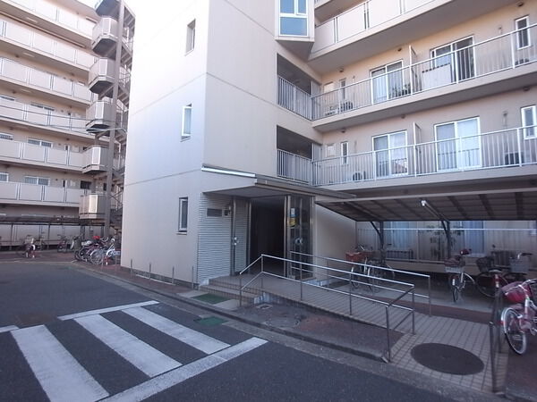 川崎ロイヤルマンション 2枚目 川崎ロイヤルマンション