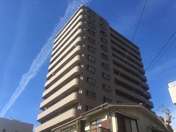 【ライオンズマンション平塚宝町】外観